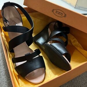 Tod's black Sandals, size 38